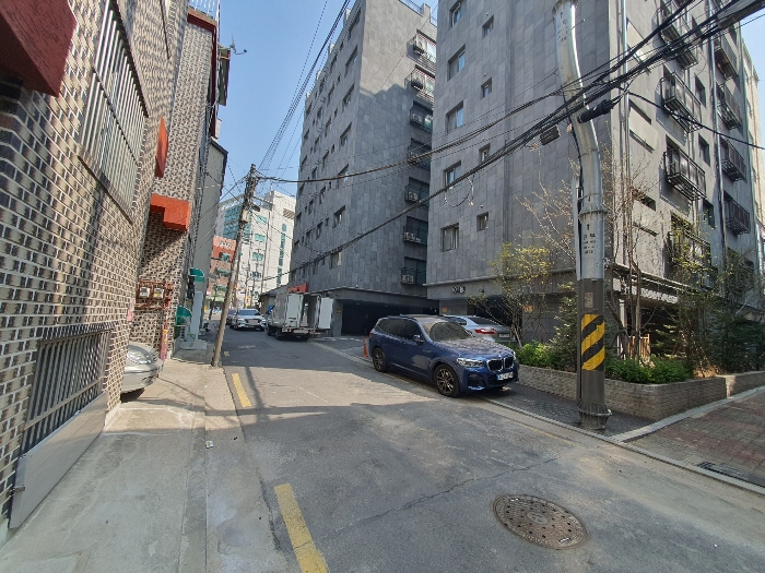 도로변 단지 전경