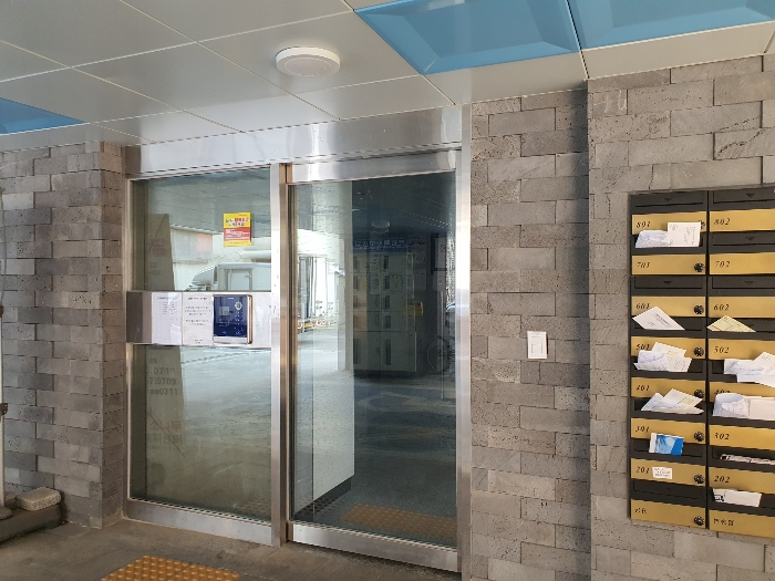 대상건물 출입구