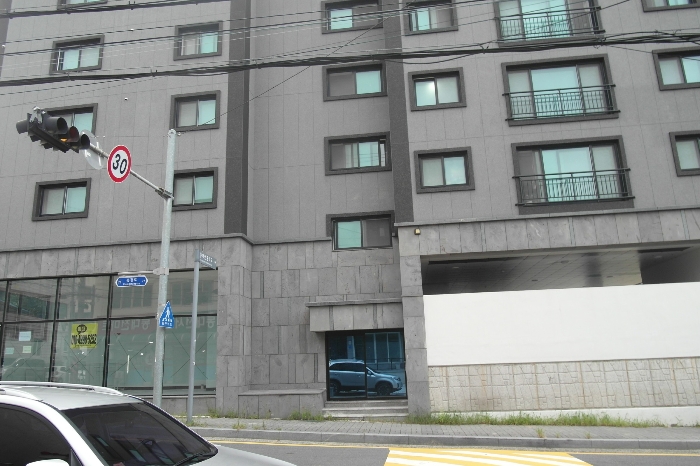 본건 건물의 전경