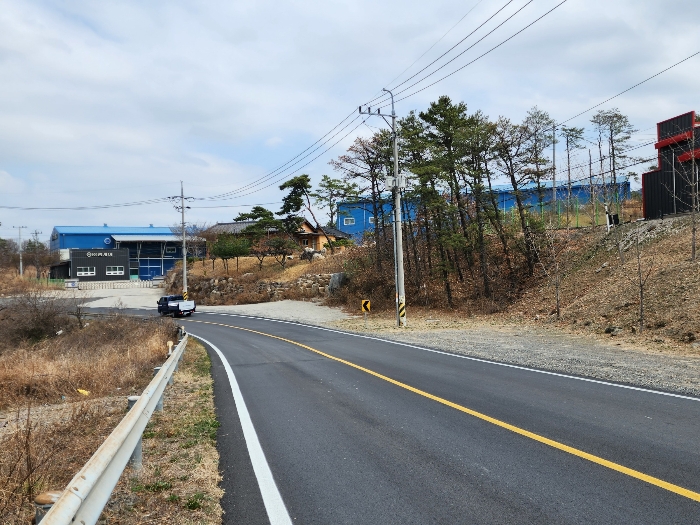 본건 공장 남서측 원경