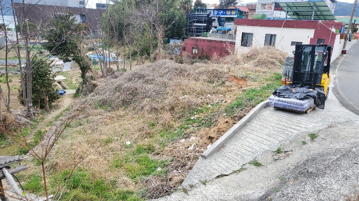 [ 본건 전경