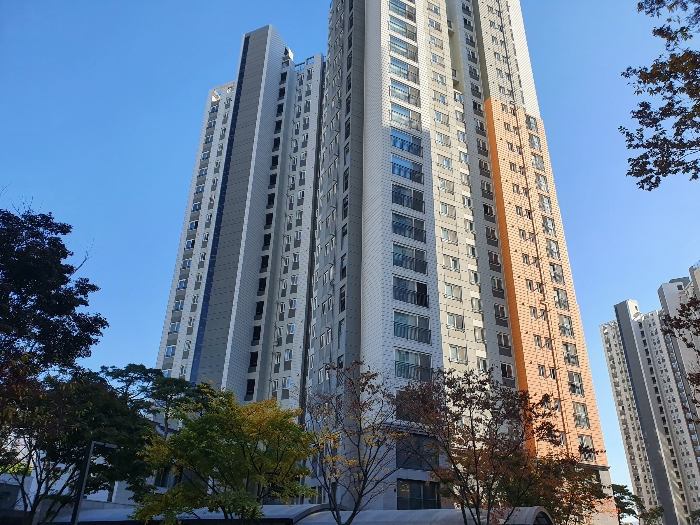 102동 전경