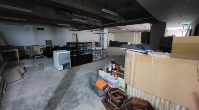 지하1층 중 근린생활시설(공실 상태, 잡다한 집기 보관 중)