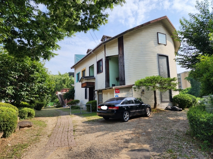 기호2 전경 및 기호5 건물