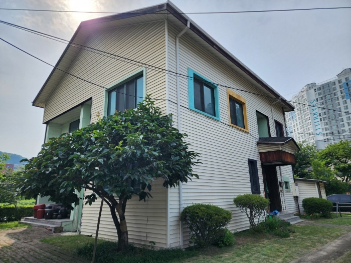 제시외건물 ㉤ 및 ㉨