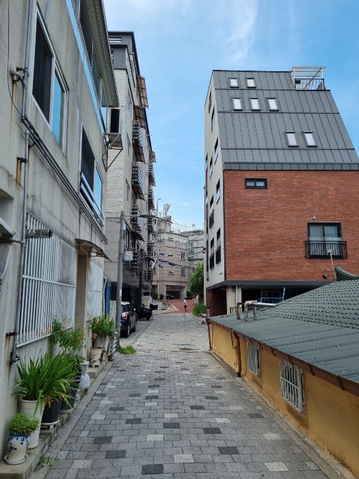 주변환경(본건 북측에서 촬영)