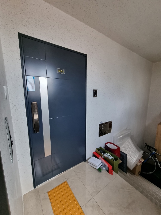 5층(501호 현관 전경)