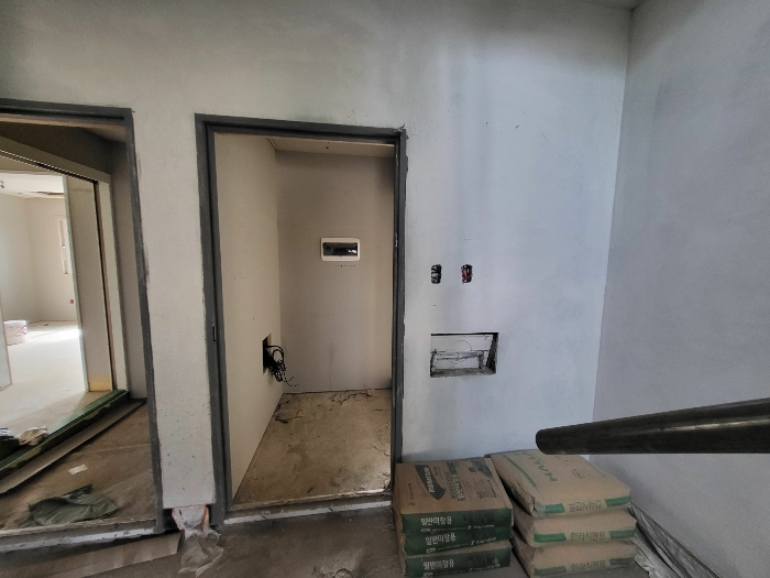 기호(10) 출입구