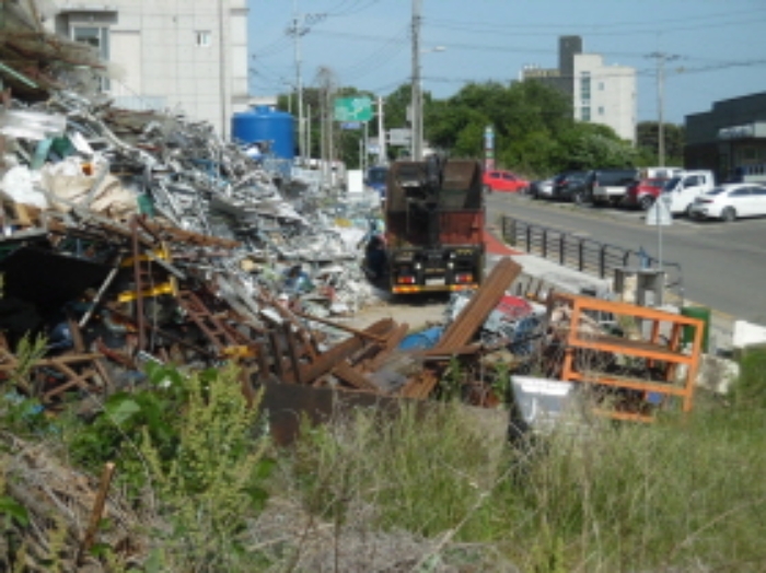 목록 5 지상의 소유자 미상의 고물