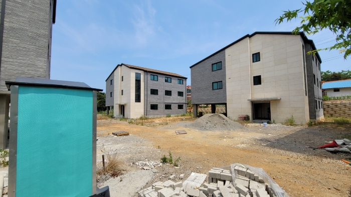 일련번호(2),(3),(10) 및 일련번호(14),(15) 전경