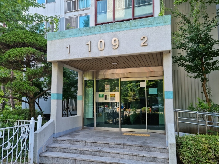 본건 109동 1층 1호,2호 출입구