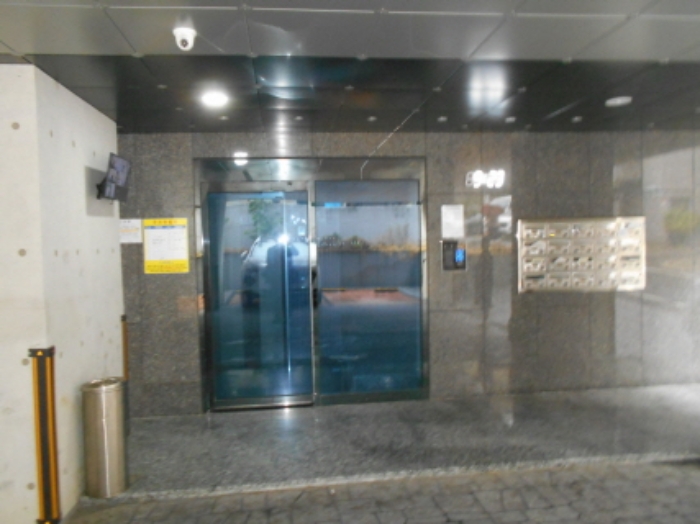 공동 출입구부분