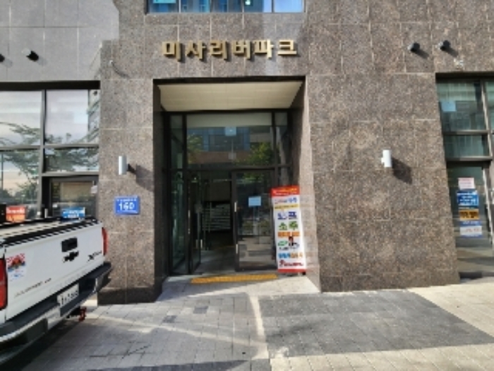 1층 출입구