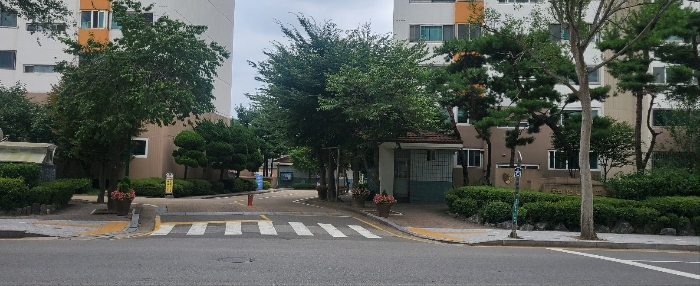 단지입구전경