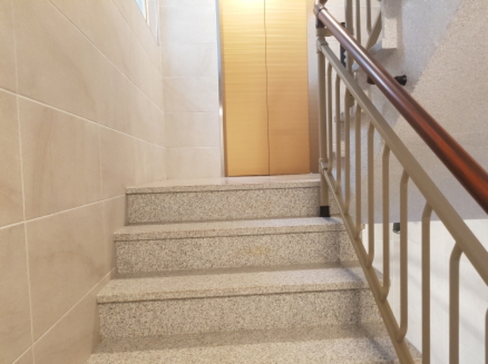 2층 계단모습(2)