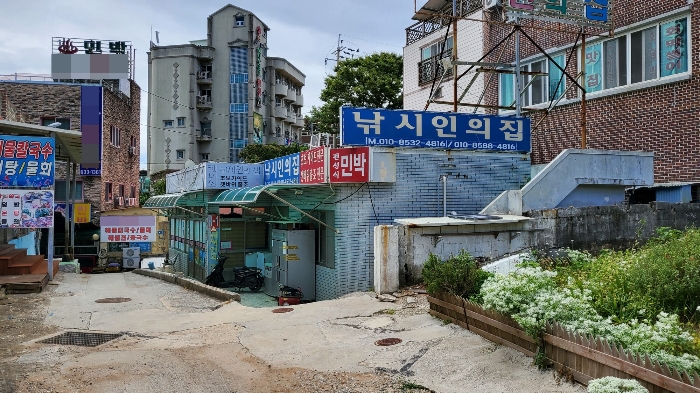 [ 본건 전경