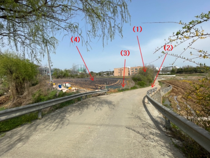 기호(1-4) - 본건 남동측 인근에서 촬영