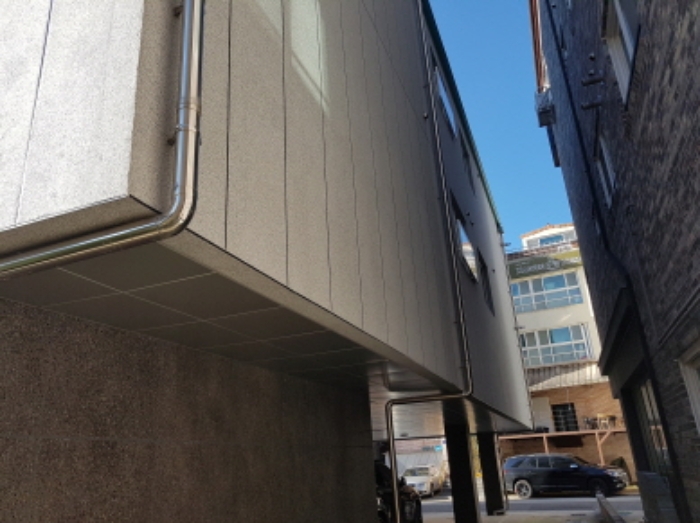 건물 뒷편모습(2)