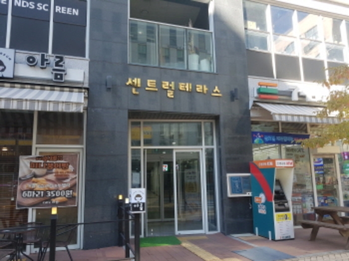 출입구 부분 (1)