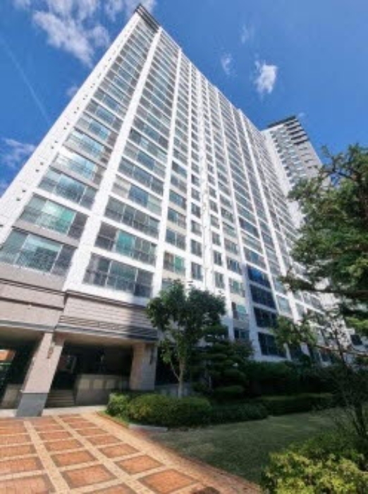 거제동월드메르디앙아파트 109동 외부 전경