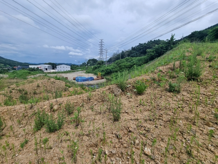 일련번호 3) 전경(서측에서 촬영)