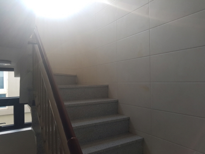 4층 계단모습