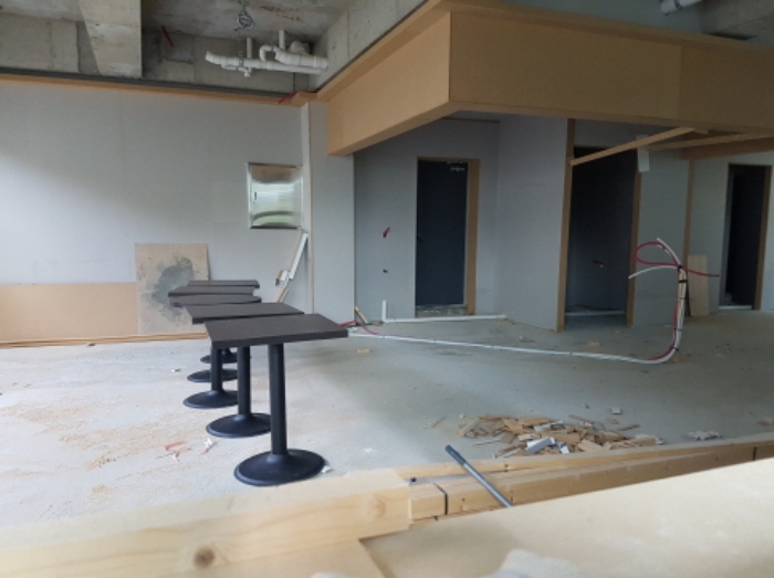 건물 1층 실내모습