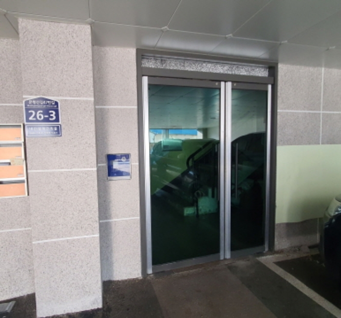 현장사진(1층 현관)