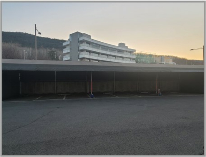 【 제시외 건물 ㄷ) 】