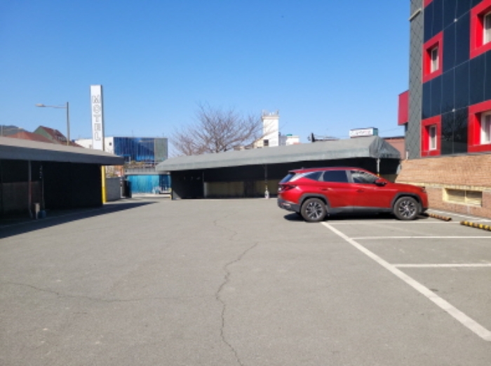 대구시 수성구 두산동 777-2 (수성구 용학로 123) 제시 외 구조물 존재함.