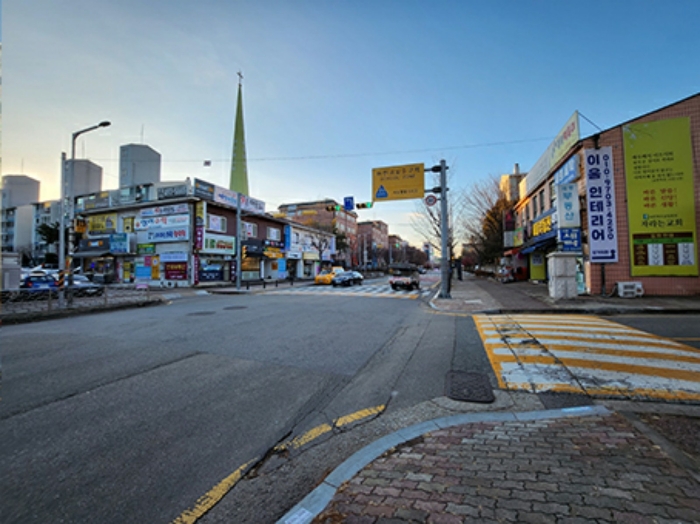 주 변 전 경