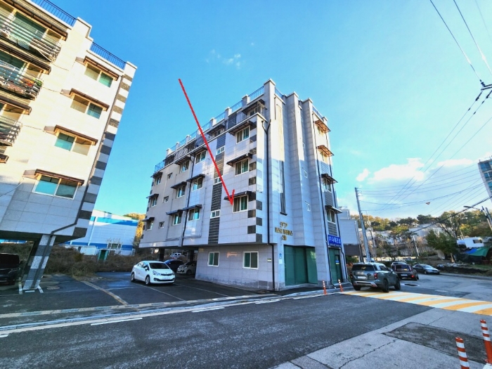 북서측에서 촬영