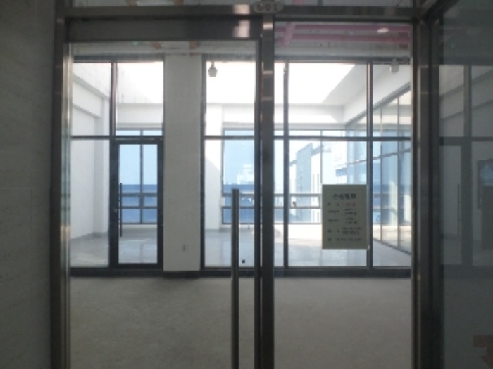 목록7. 501호 출입문