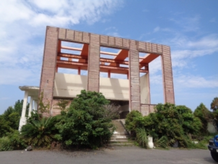 소재지1.(사계리 2019-1) 지상에 소재지2.(사계남로 217) 제시건물 전경