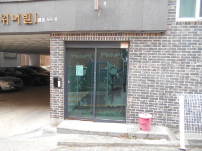 공동출입구 부분