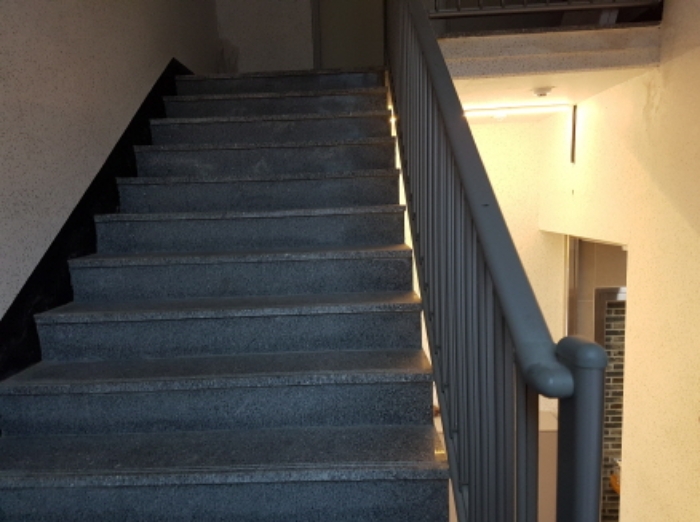5층 계단