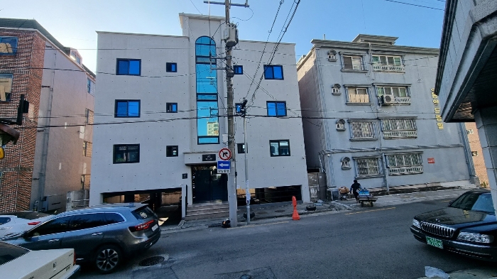 본건 토지 및 가)건물