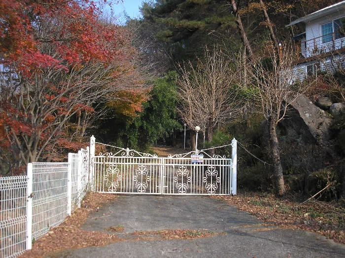 본건 기호(8) 동측 부분