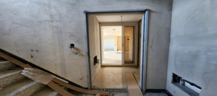 목록15 전유부분 출입구 전경