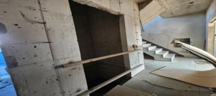 목록10 지상 다세대주택 승강기실 전경