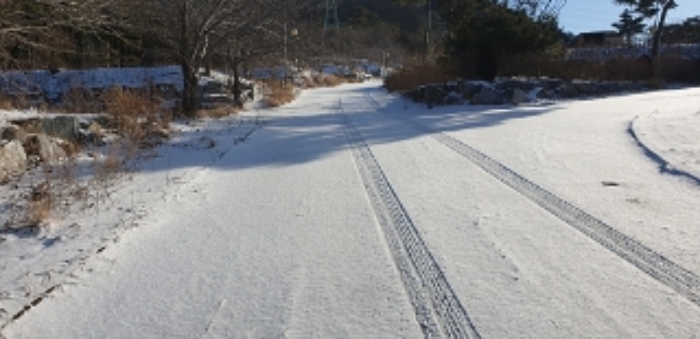 5번 부동산에 접해있는 34번 부동산 도로 모습