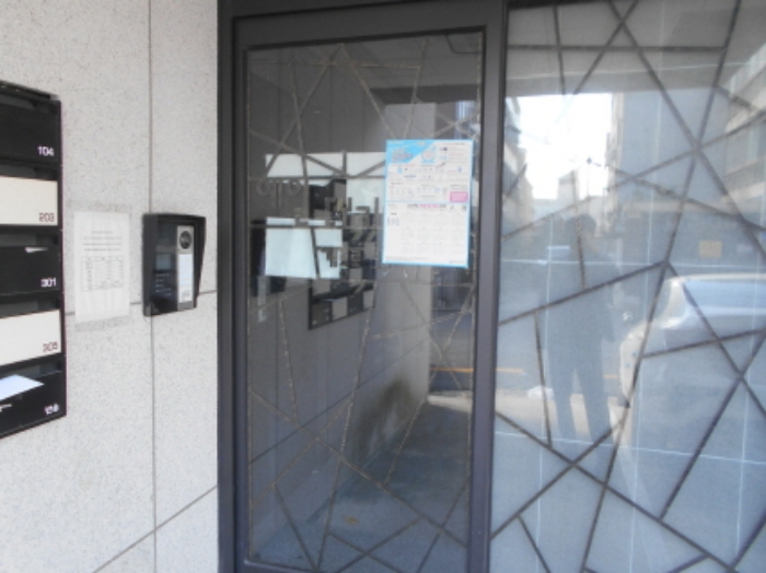 공동출입구 부분