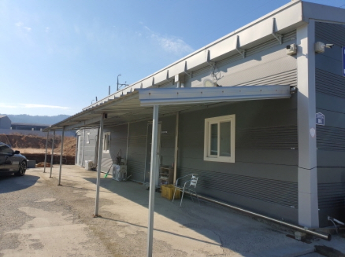 제시외 건물(가추)전경