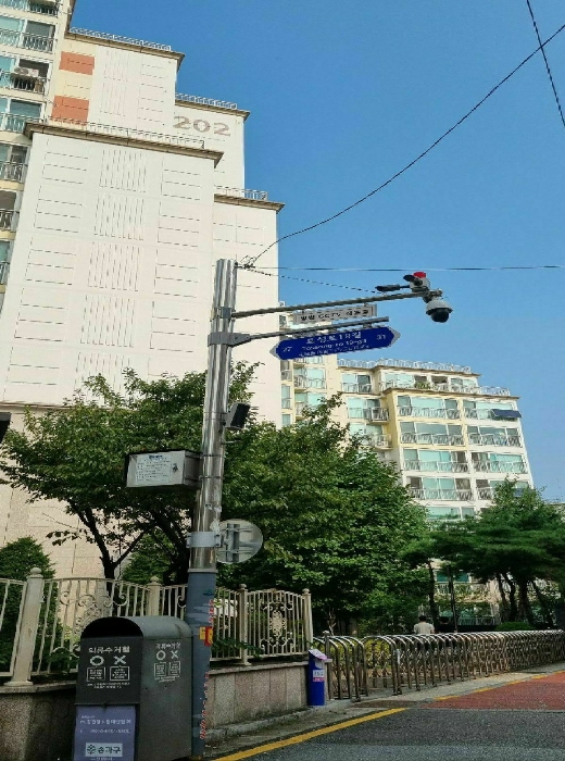 아파트 주변 전경