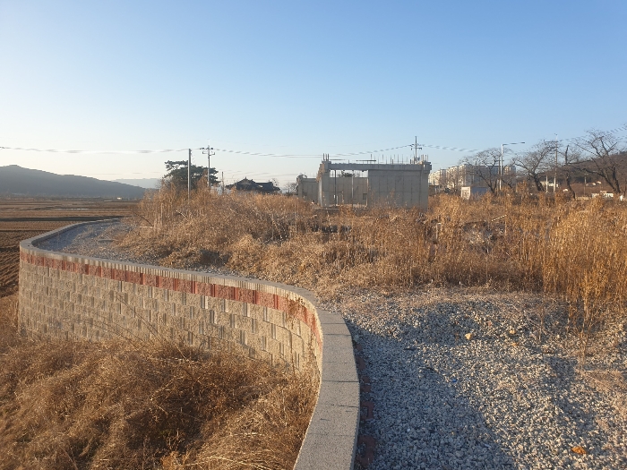 본 건 남 동 측 전 경