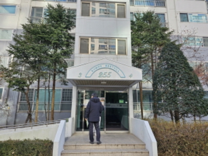 공동 출입구