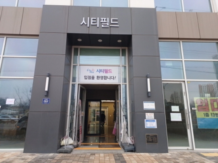 1층 주 출입구