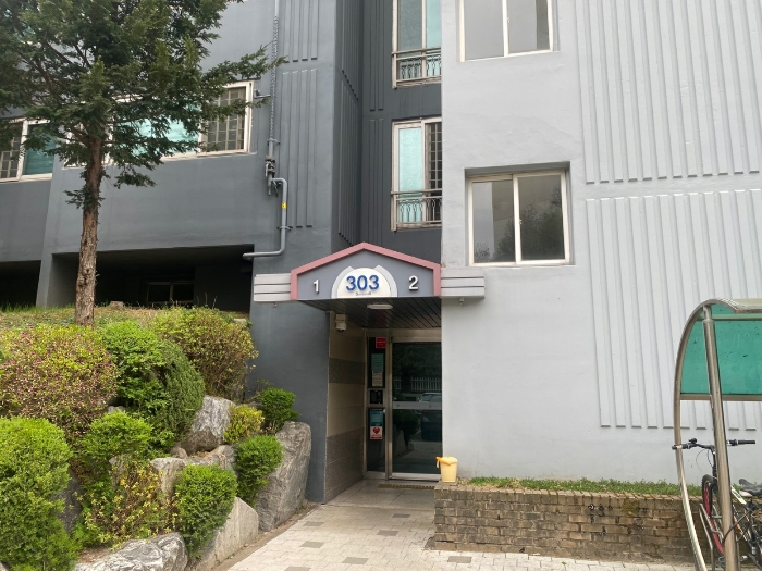 303동 1,2호 공동 현관