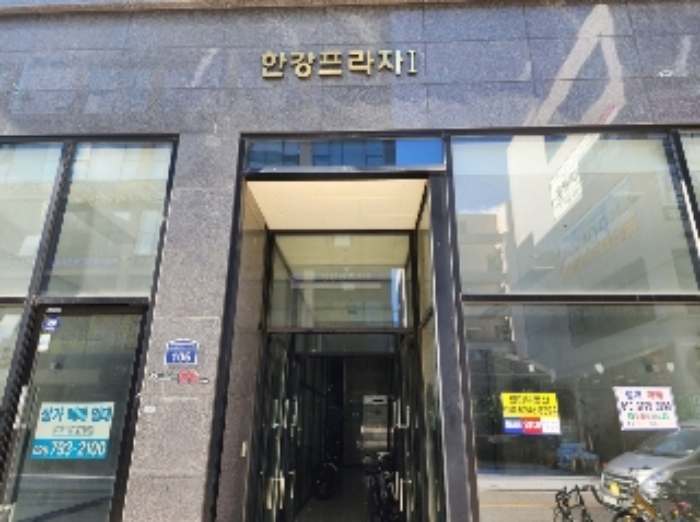 1층 출입구