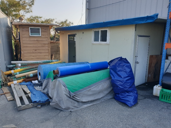 제시외건물 ㄱ,ㄴ